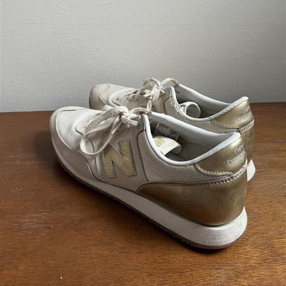 New Balance x J Crew 520 Gold and Cream Sneakers, Size 10 - Picture 1 of 7